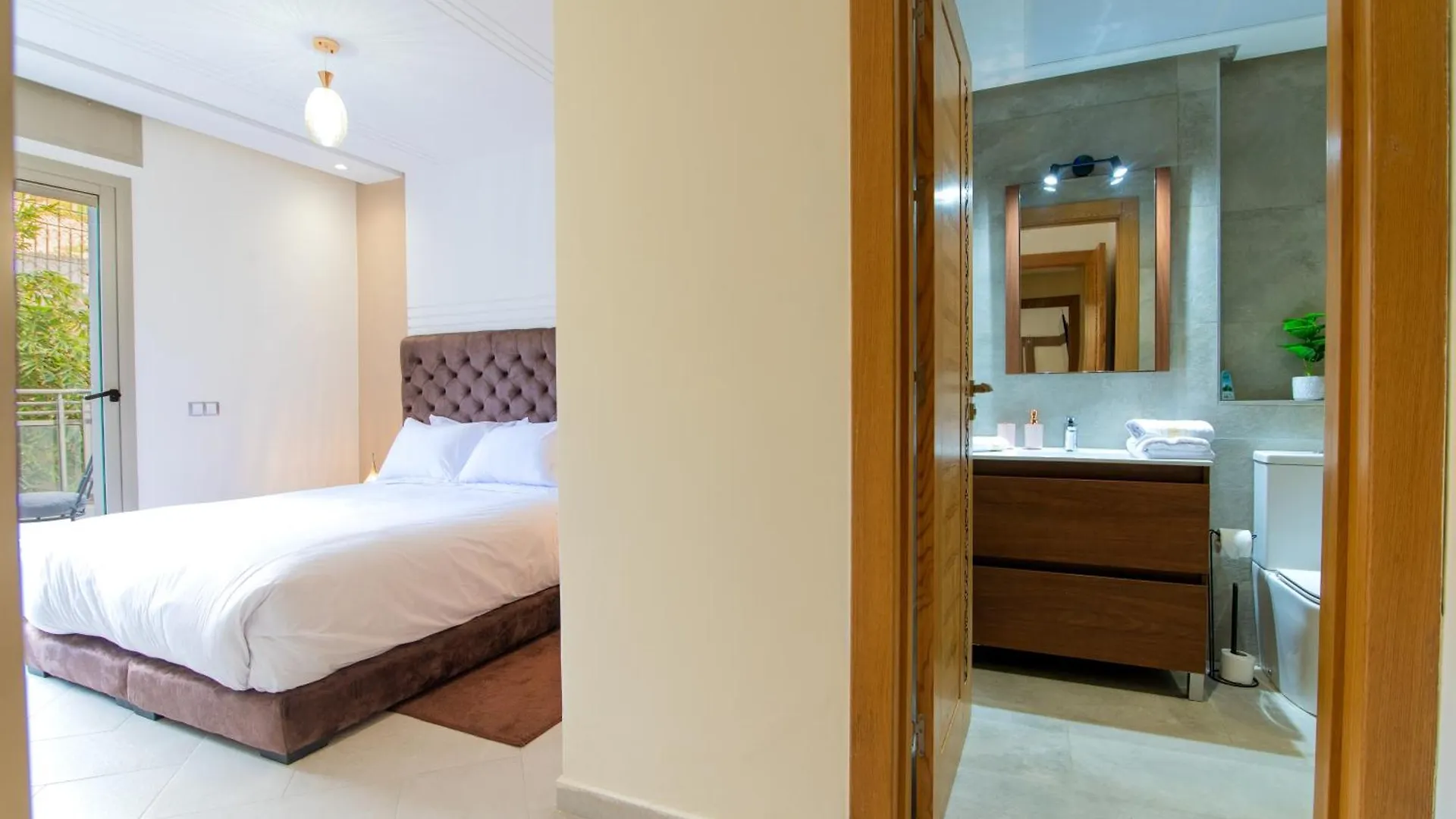 Luxury Seafront Apartment 102Sqm With Wi-Fi And Parking Agadir