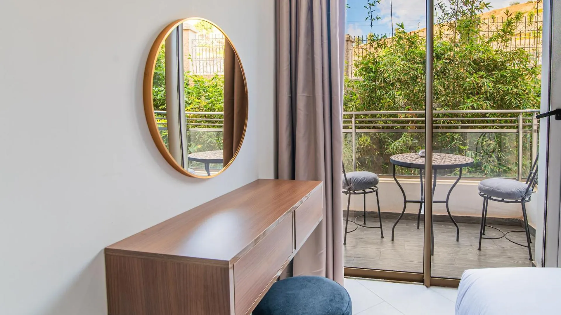 Luxury Seafront Apartment 102Sqm With Wi-Fi And Parking Agadir